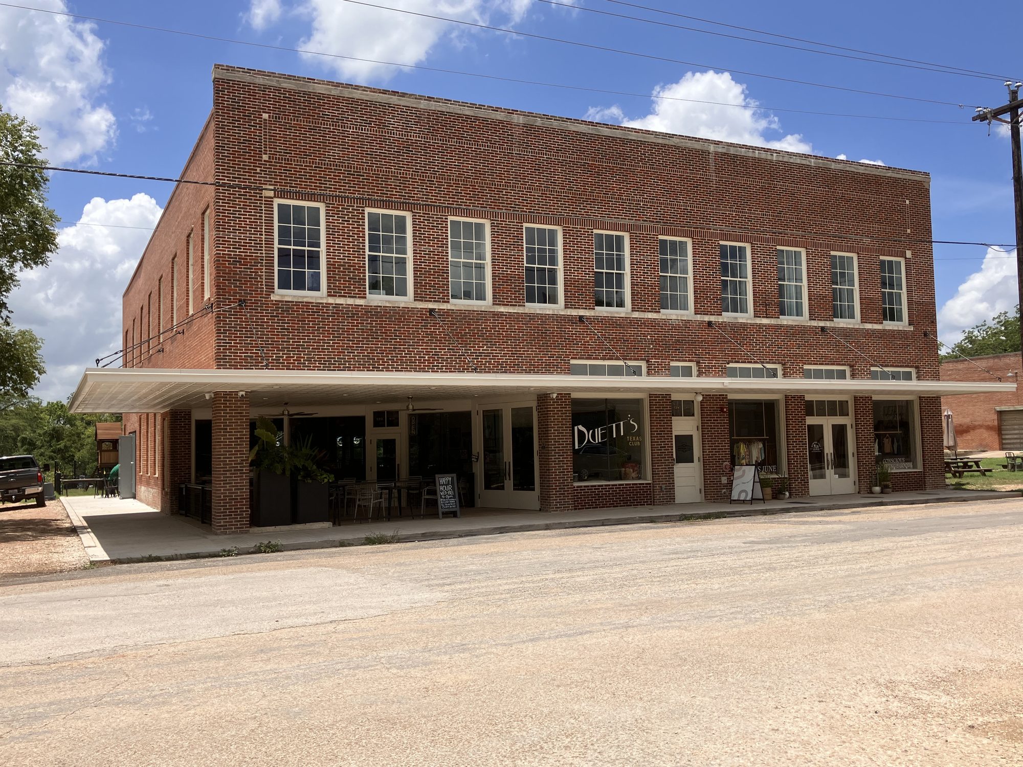 Window restoration at the Martindale Motor Company Building
